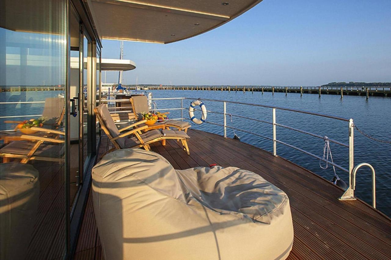 Hausboot Floating Houses Blue Active In ريبنيتس-دامغارتن المظهر الخارجي الصورة