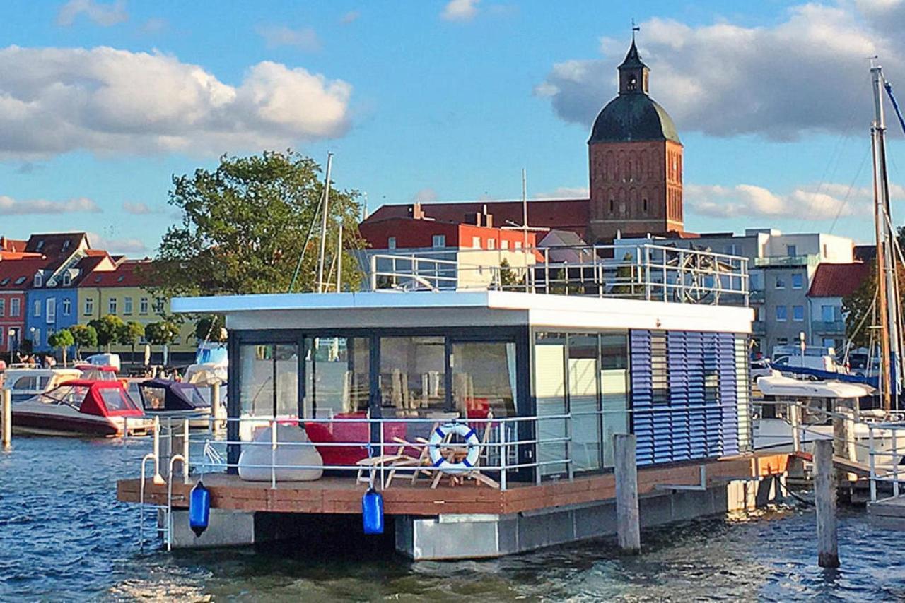 Hausboot Floating Houses Blue Active In ريبنيتس-دامغارتن المظهر الخارجي الصورة